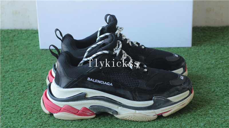 Balenciaga 2017 Fall Winter Washed Old Show Sneaker Black Red